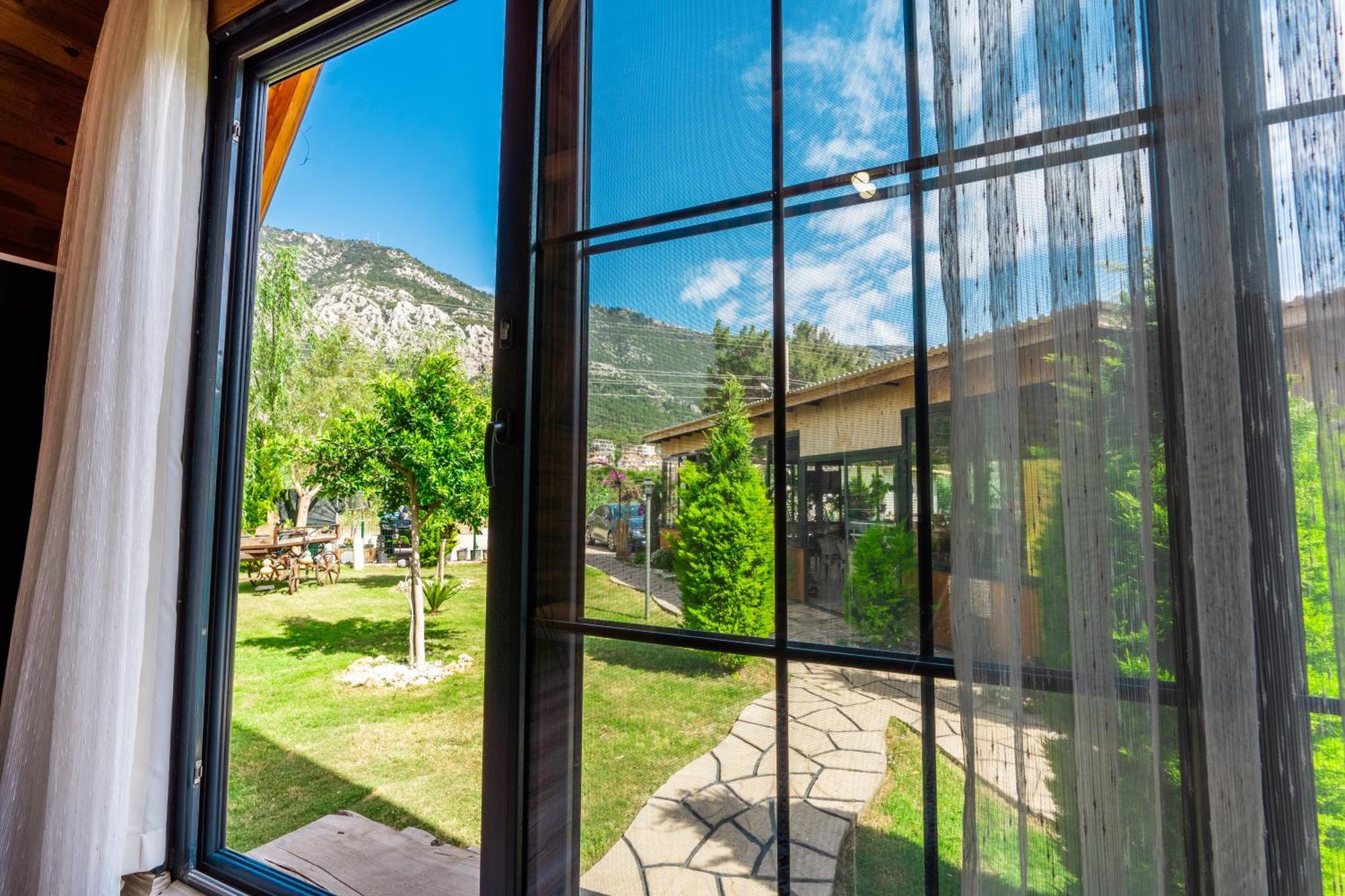 Karaoez Sapphire Bungalows Kumluca 外观 照片